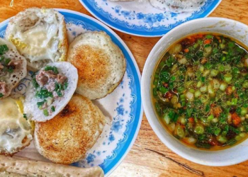Menu Bánh Căn Lệ Giá Bao Nhiêu? Bánh căn Lệ Yersin Đà Lạt